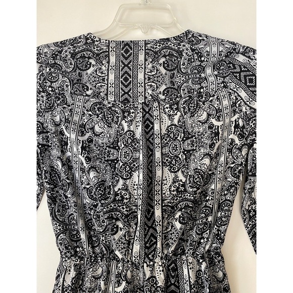 Charlotte Russe dress black and white elastic waist and sleeves v neck Size XS - Picture 7 of 7